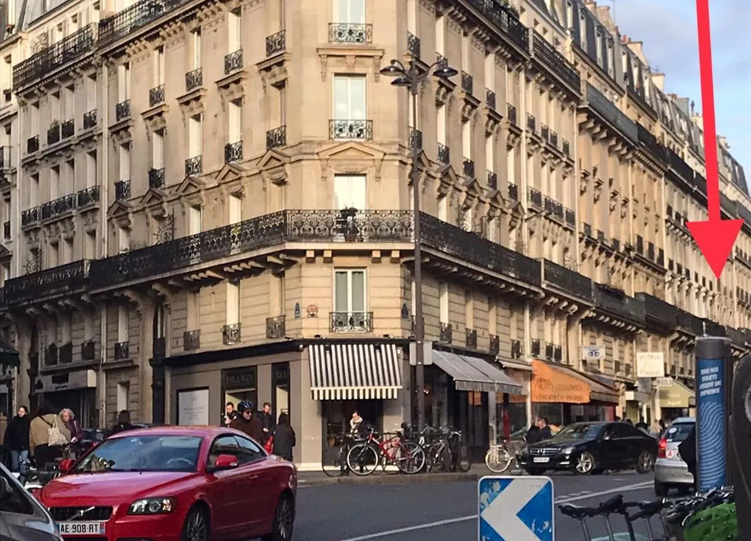 Sunny Bastille-Roquette Paris 0*,  France