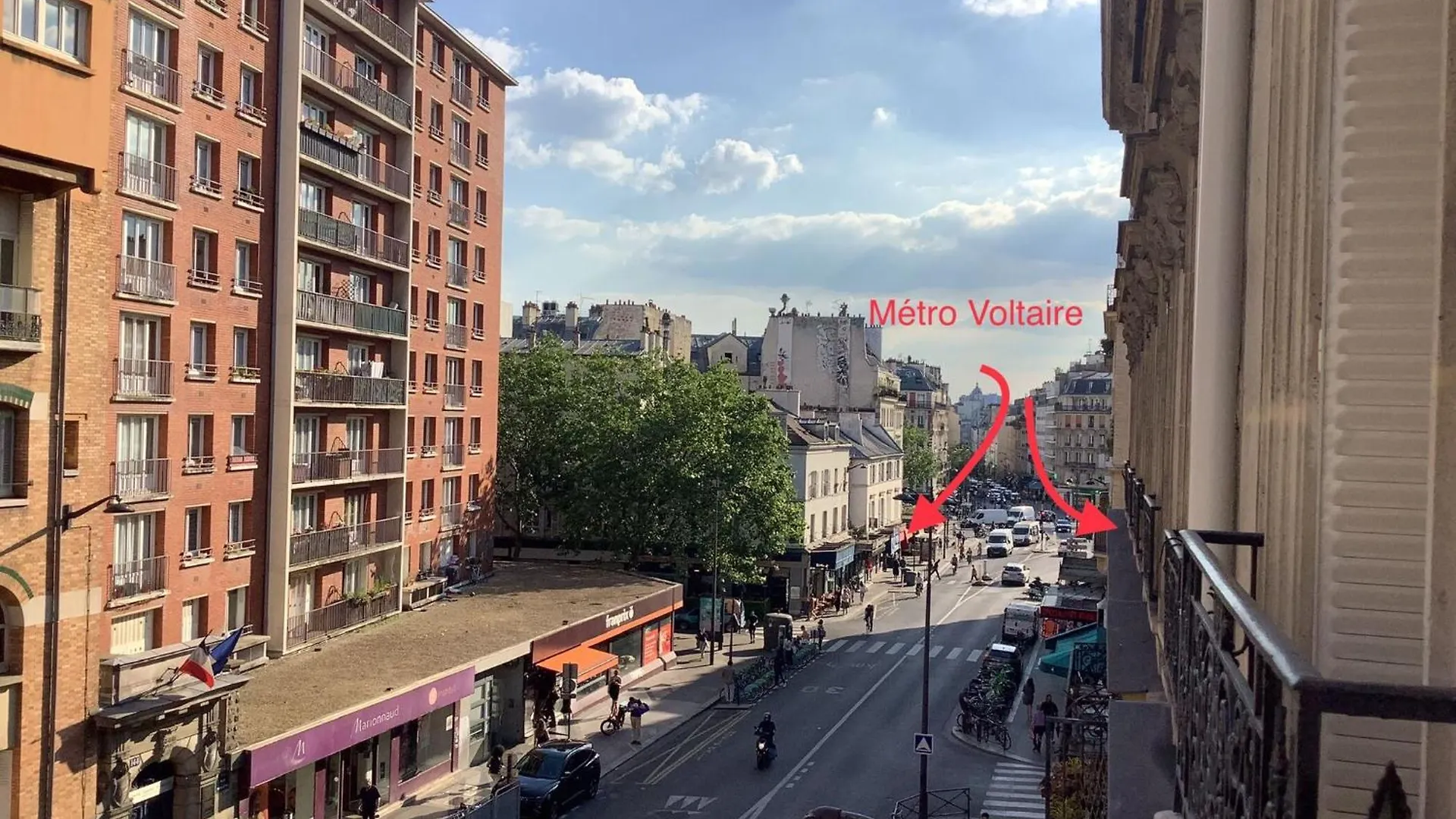 Sunny Bastille-Roquette Paris France